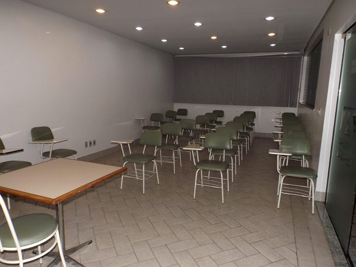 Salão de eventos para reuniões e treinamentos